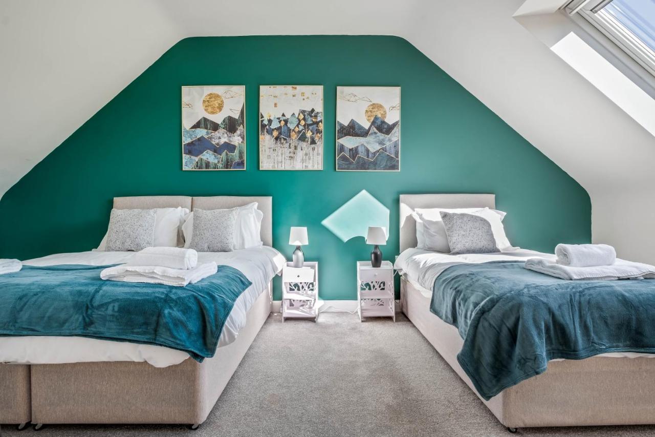 Beautiful And Comfortable Home Away From Home With Free Parking, Fast Wifi And White Crisp Hotel Standard Linen Hosted By Our Home Short Stays ノーザンプトン エクステリア 写真